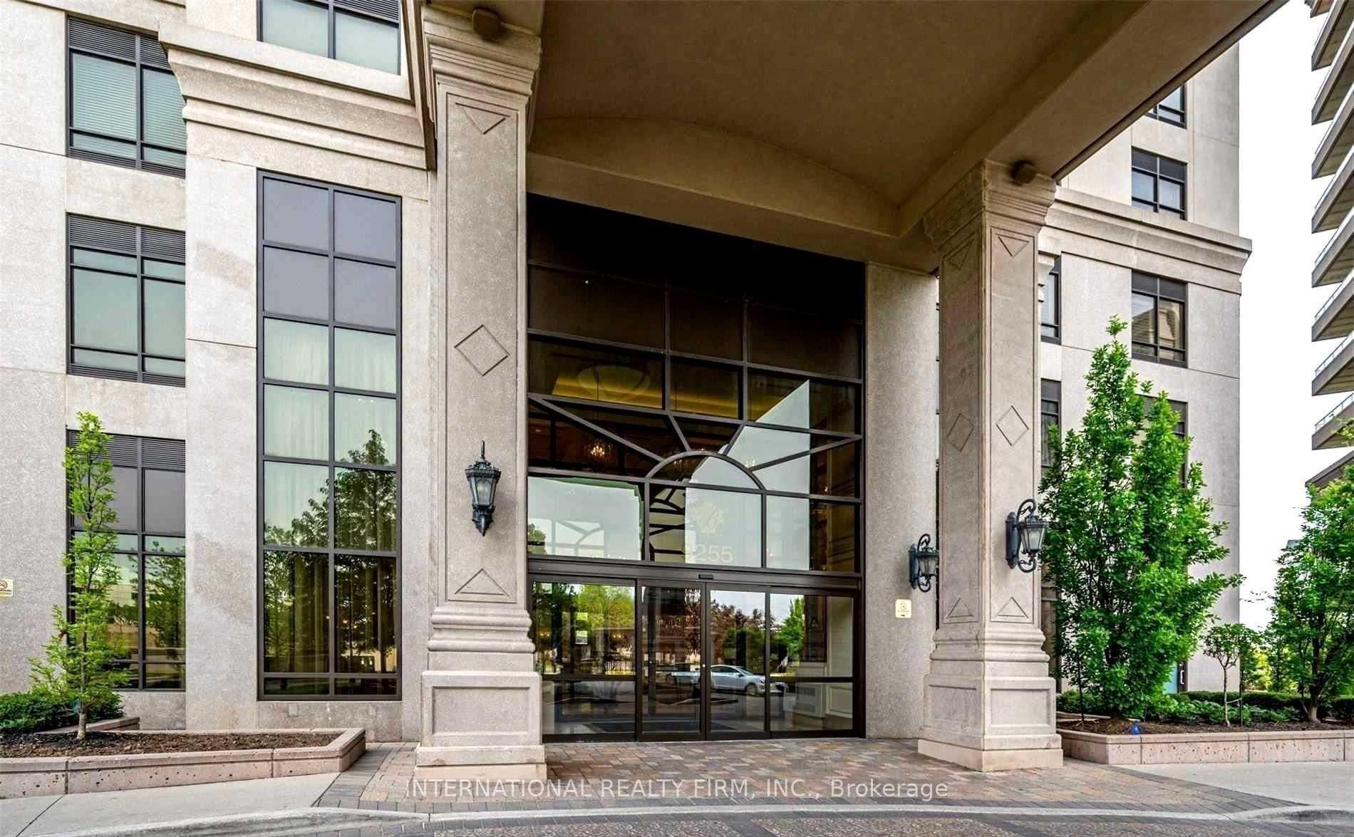 Photo 2 of Unit 708, 9255 Jane Street, Vaughan, Maple — HOMEH