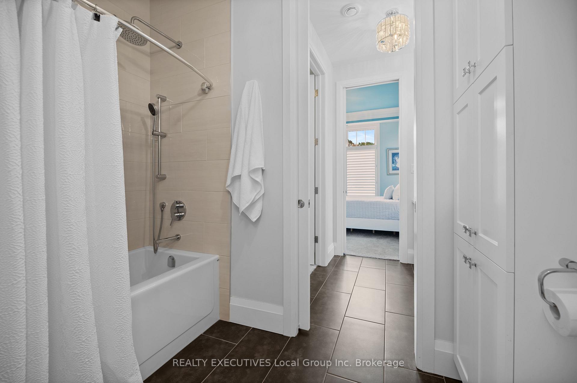 Photo 27 of 34 Sunrise Bay Drive, Callander — HOMEH