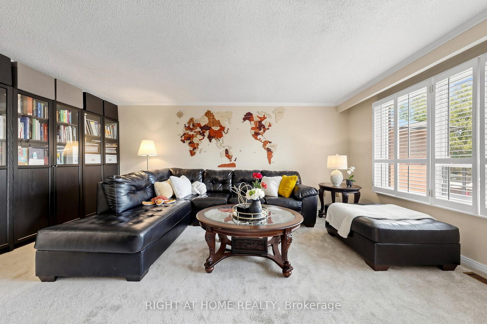 Photo 8 of 2614 Pollard Drive, Mississauga, Erindale — HOMEH