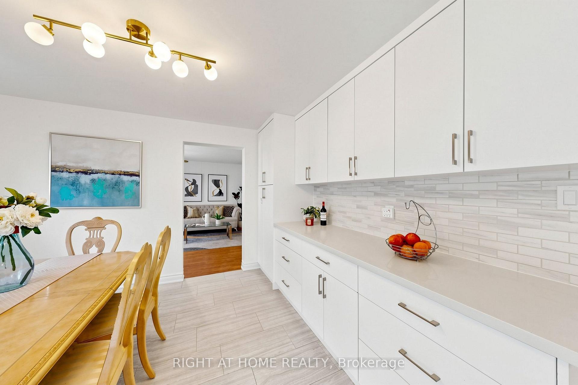 Photo 18 of 2614 Pollard Drive, Mississauga, Erindale — HOMEH