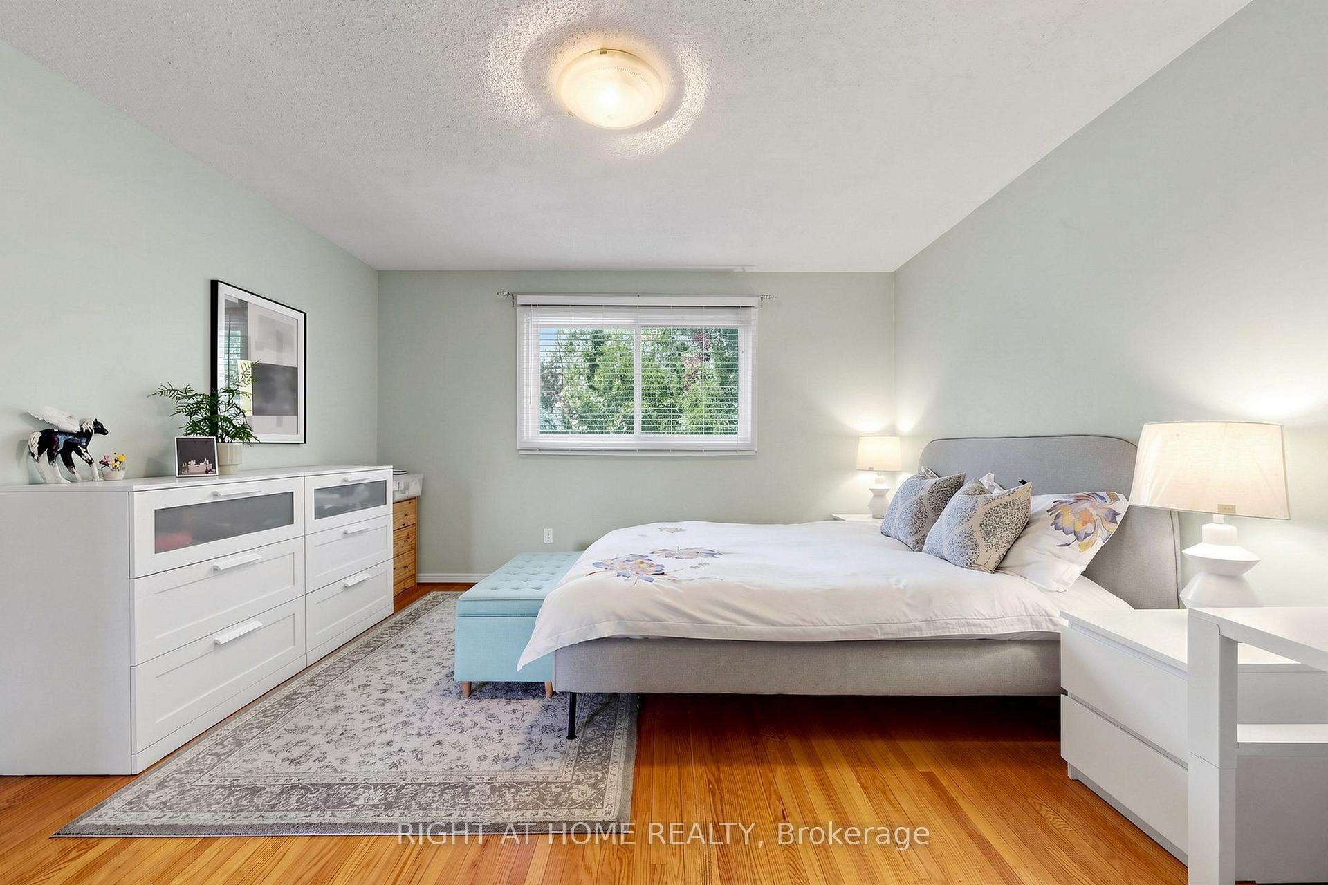Photo 31 of 2614 Pollard Drive, Mississauga, Erindale — HOMEH