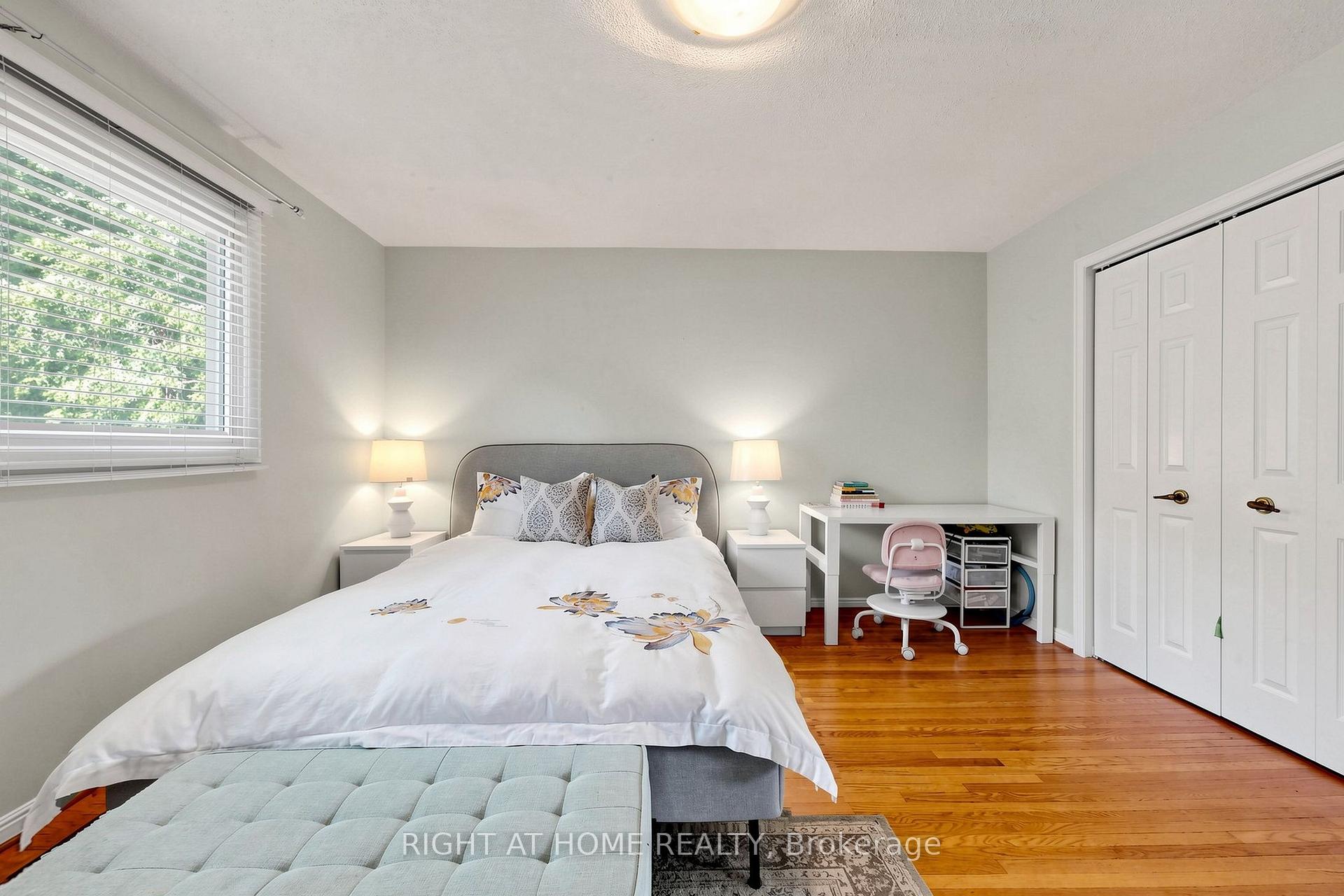 Photo 32 of 2614 Pollard Drive, Mississauga, Erindale — HOMEH