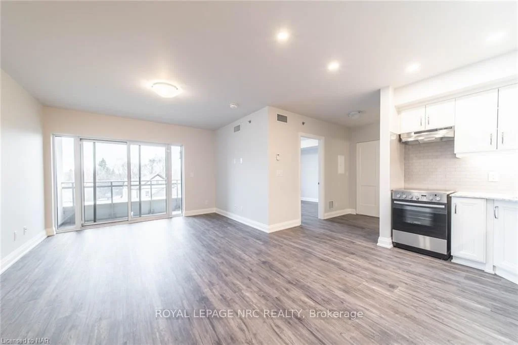 Photo 43 of Unit 508, 5698 Main Street, Niagara Falls, Hospital — HOMEH