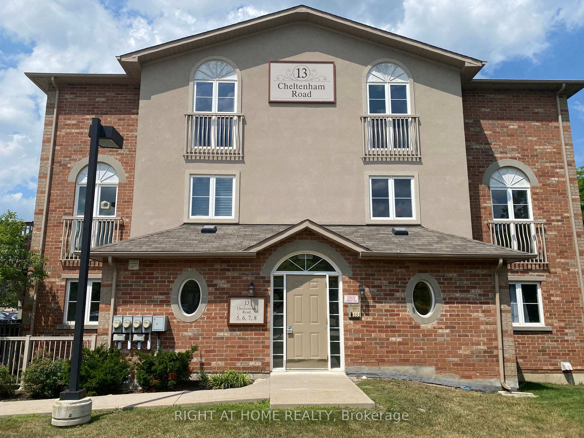Photo 1 of Unit 8, 13 Cheltenham Road, Barrie, Georgian Drive — HOMEH