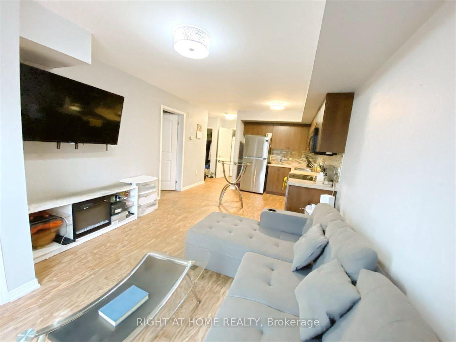 Photo 3 of Unit 8, 13 Cheltenham Road, Barrie, Georgian Drive — HOMEH