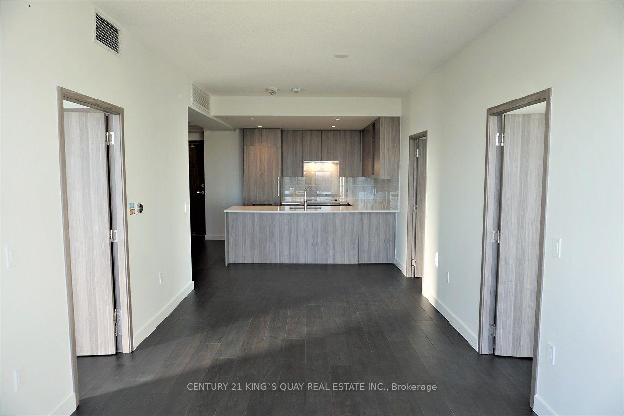 Photo 6 of Unit 3702, 85 McMahon Drive, North York, Bayview Village — HOMEH
