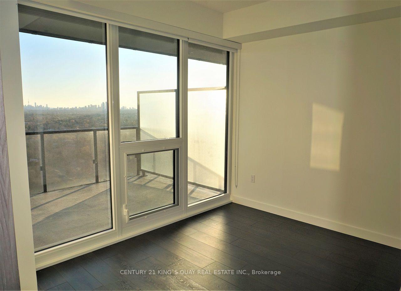 Photo 12 of Unit 3702, 85 McMahon Drive, North York, Bayview Village — HOMEH