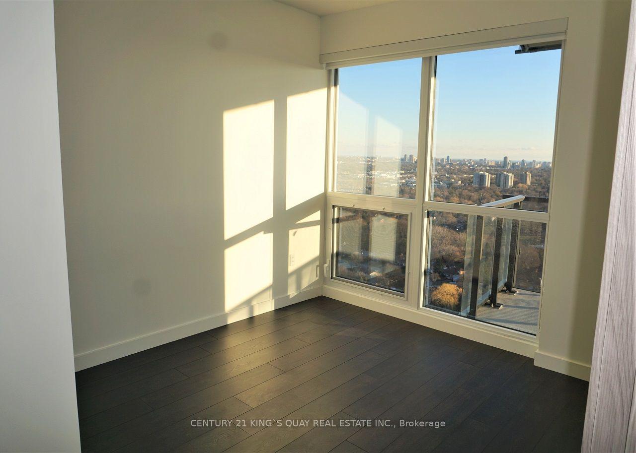 Photo 15 of Unit 3702, 85 McMahon Drive, North York, Bayview Village — HOMEH