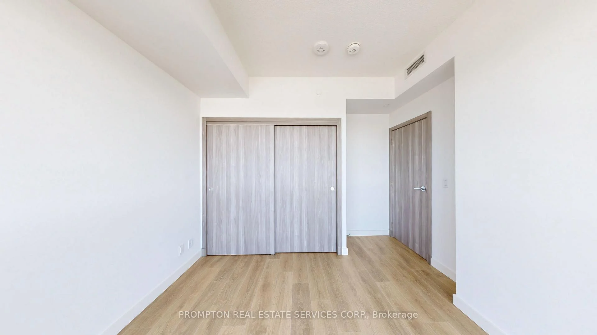 Photo 12 of Unit 1110, 25 Mcmahon Drive, North York, Bayview Village — HOMEH