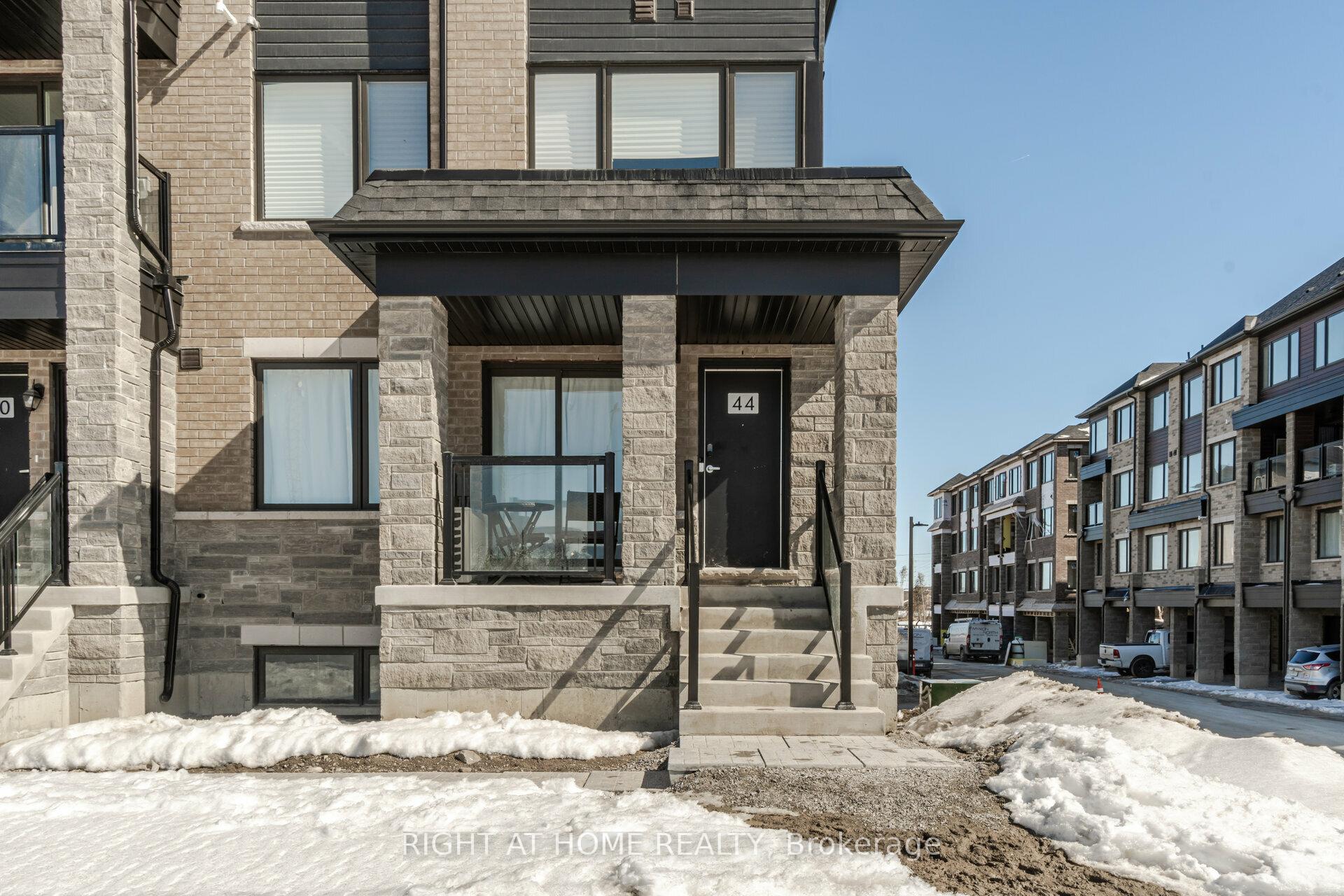 Photo 1 of 44 Magnolia Lane, Barrie, Innis-Shore — HOMEH