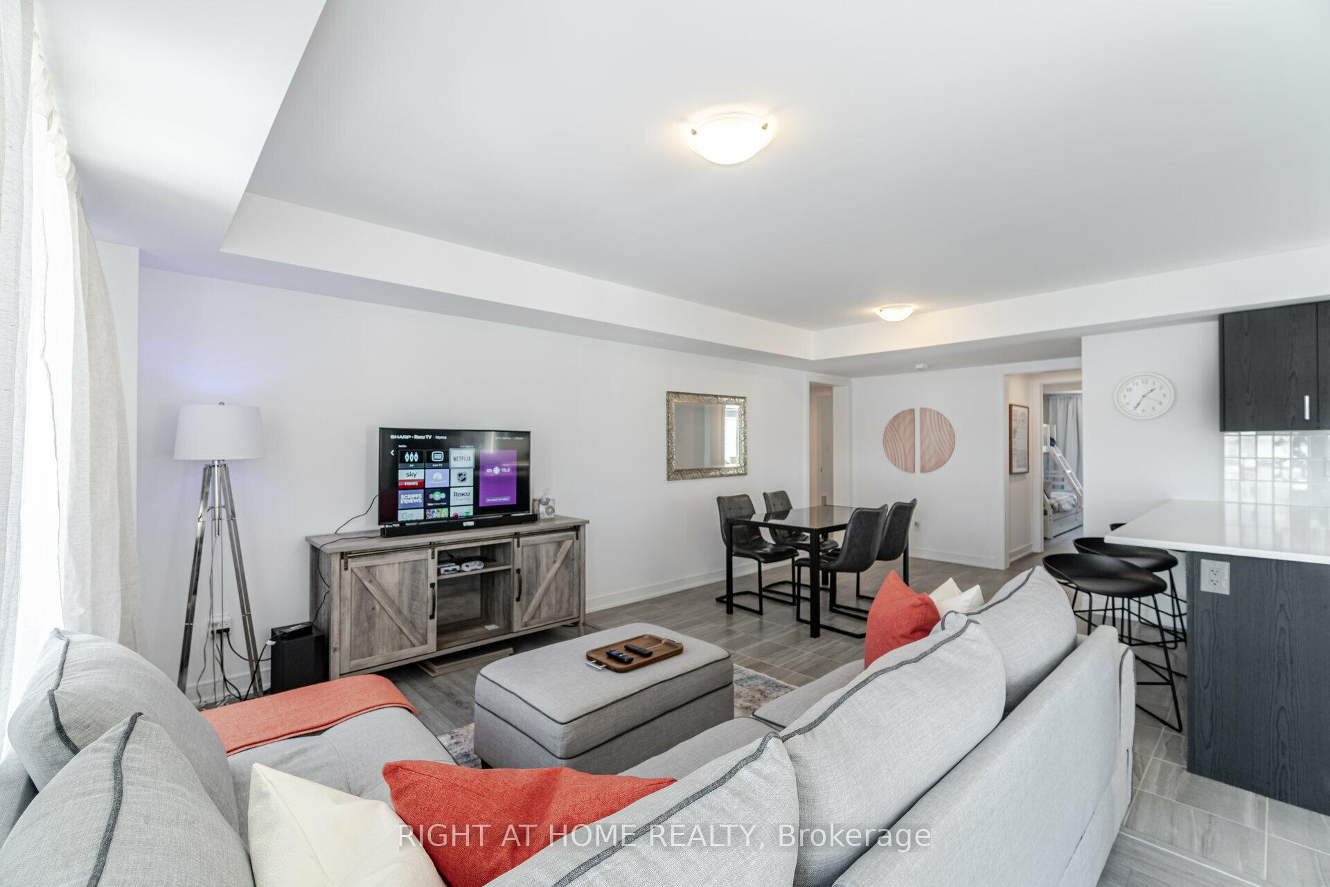 Photo 6 of 44 Magnolia Lane, Barrie, Innis-Shore — HOMEH