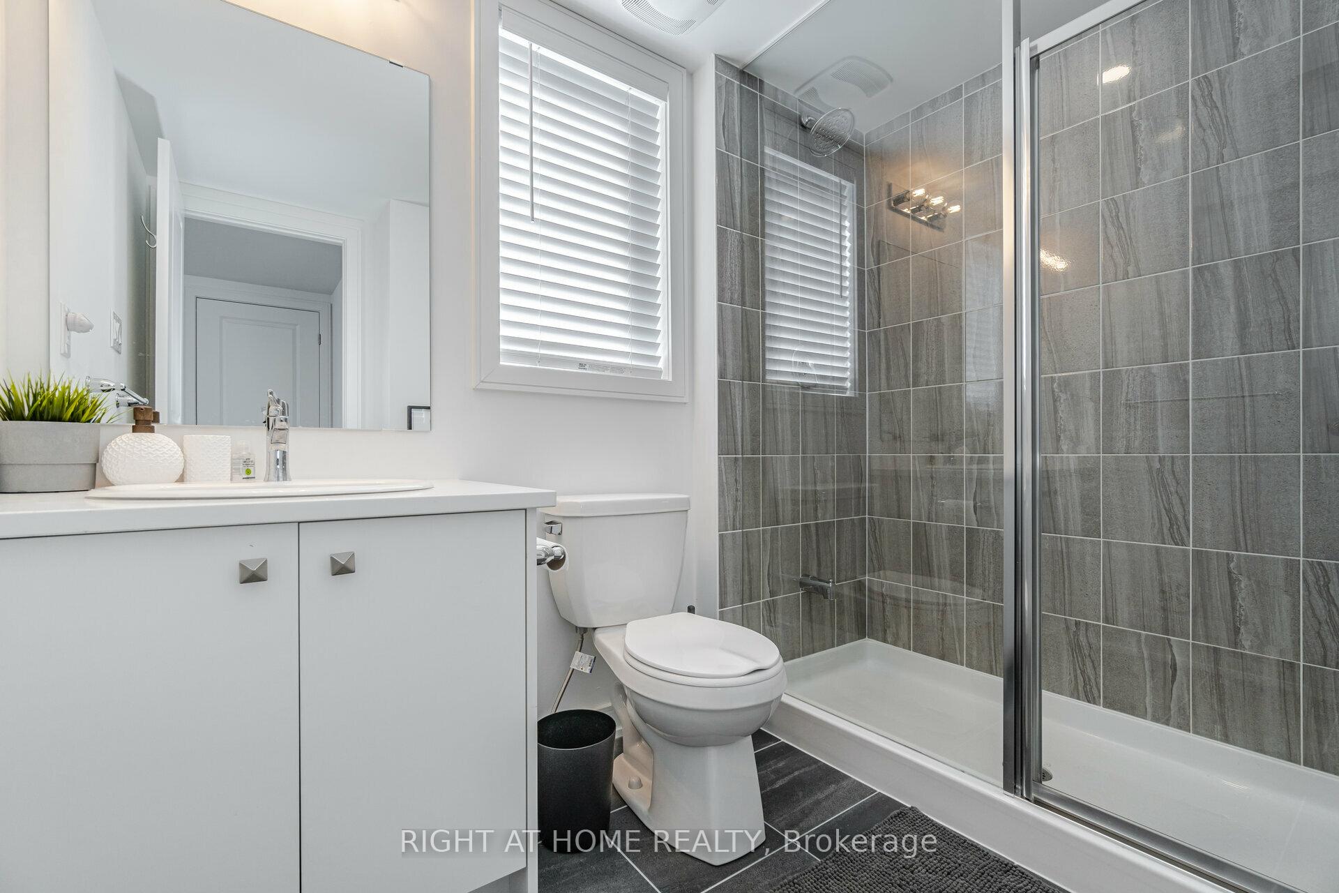 Photo 14 of 44 Magnolia Lane, Barrie, Innis-Shore — HOMEH