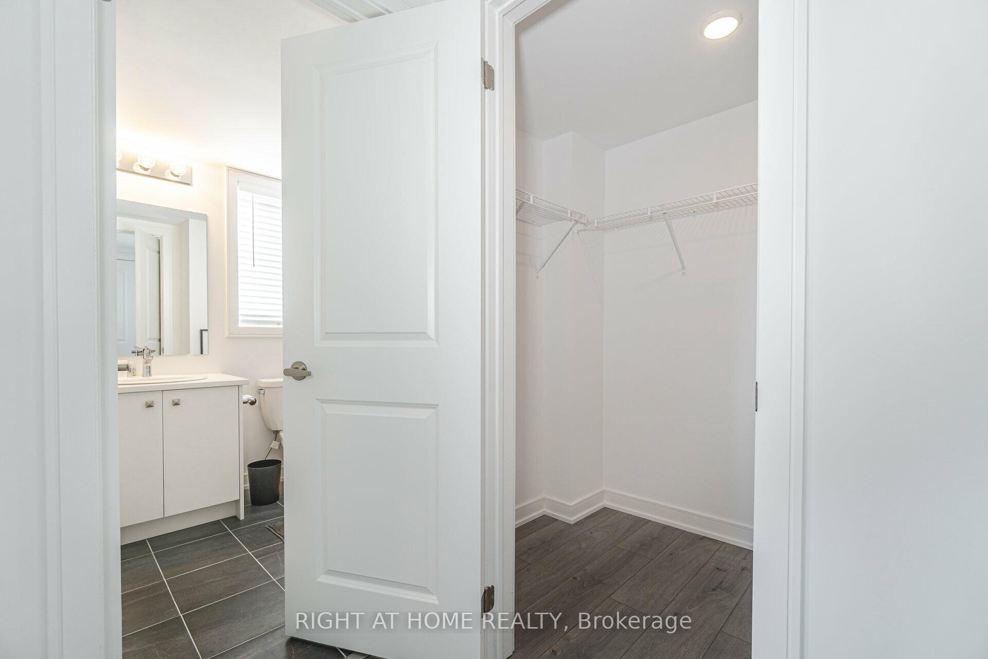 Photo 15 of 44 Magnolia Lane, Barrie, Innis-Shore — HOMEH