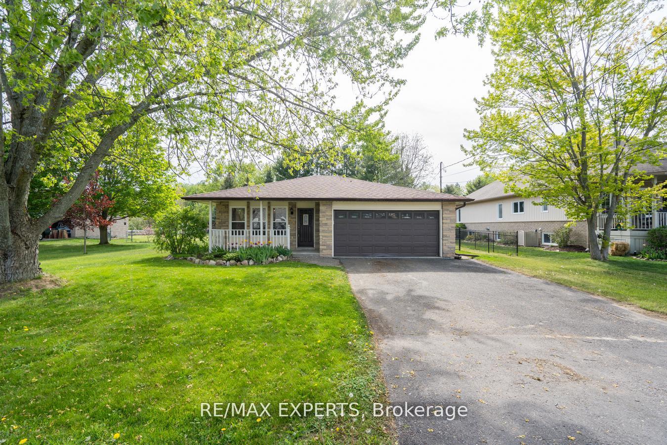 Photo 1 of 140 Sand Road, East Gwillimbury, Holland Landing — HOMEH