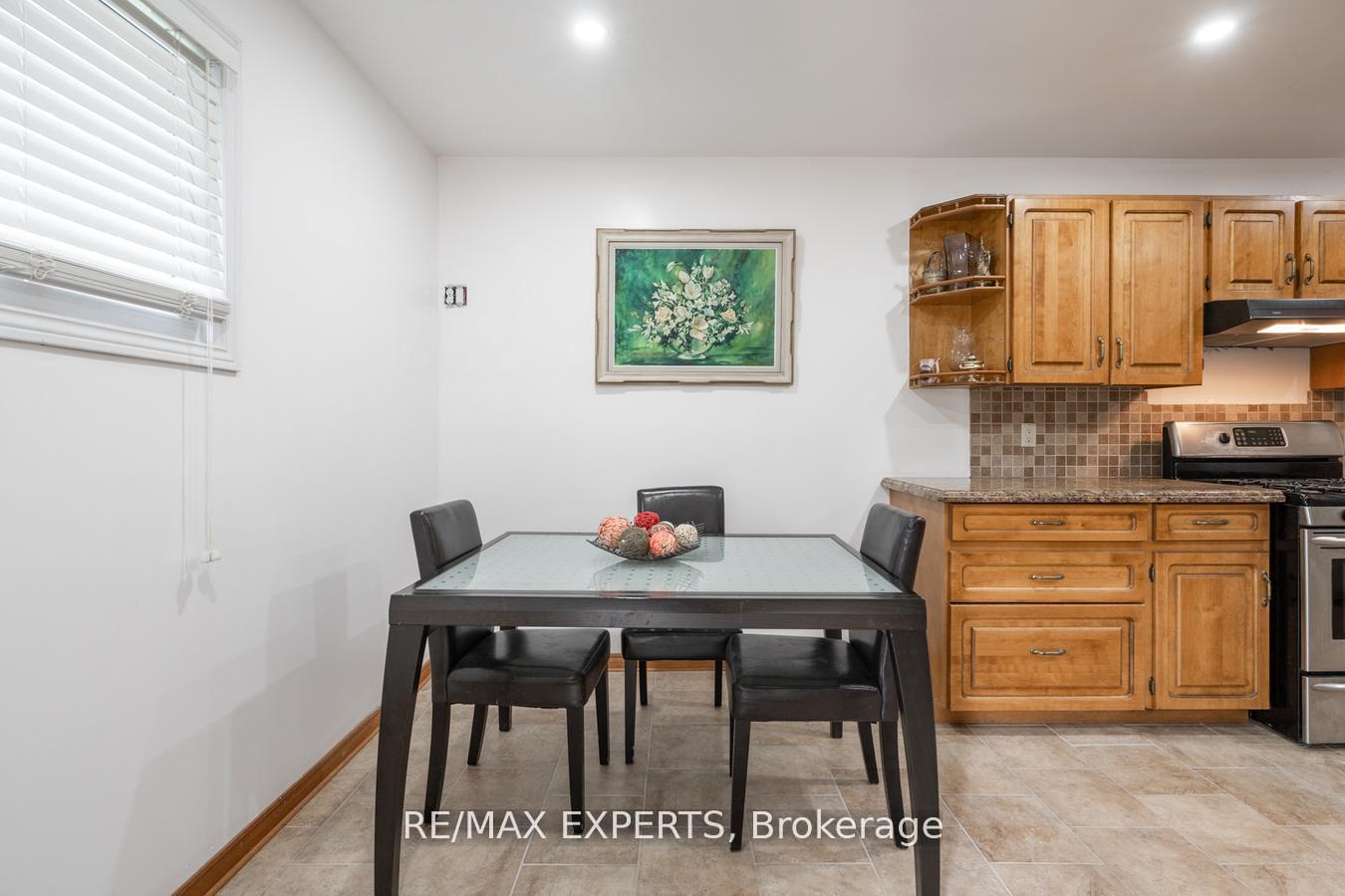 Photo 17 of 140 Sand Road, East Gwillimbury, Holland Landing — HOMEH