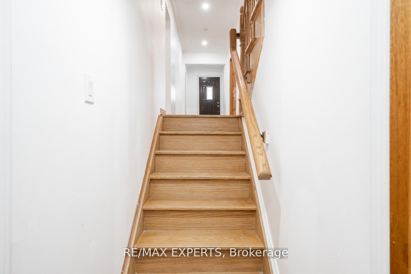 Photo 28 of 140 Sand Road, East Gwillimbury, Holland Landing — HOMEH