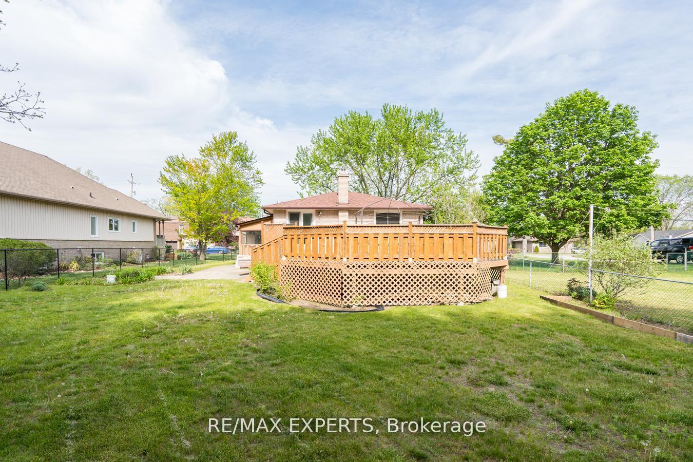 Photo 37 of 140 Sand Road, East Gwillimbury, Holland Landing — HOMEH