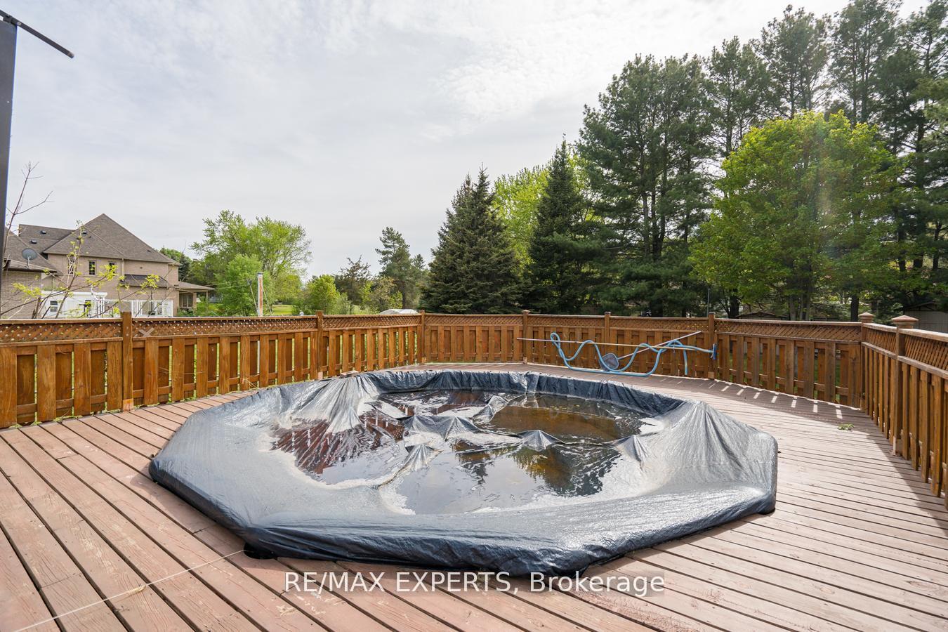 Photo 40 of 140 Sand Road, East Gwillimbury, Holland Landing — HOMEH