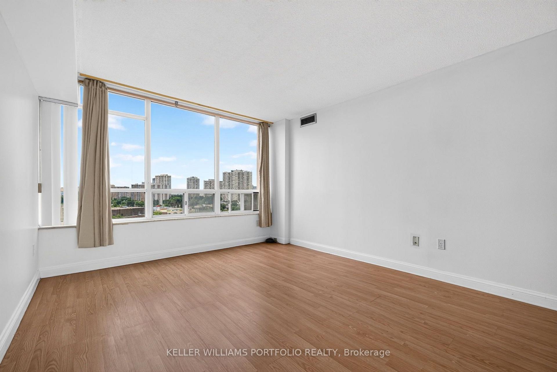 Photo 21 of Unit 1008, 24 Hanover Road, Brampton, Queen Street Corridor — HOMEH