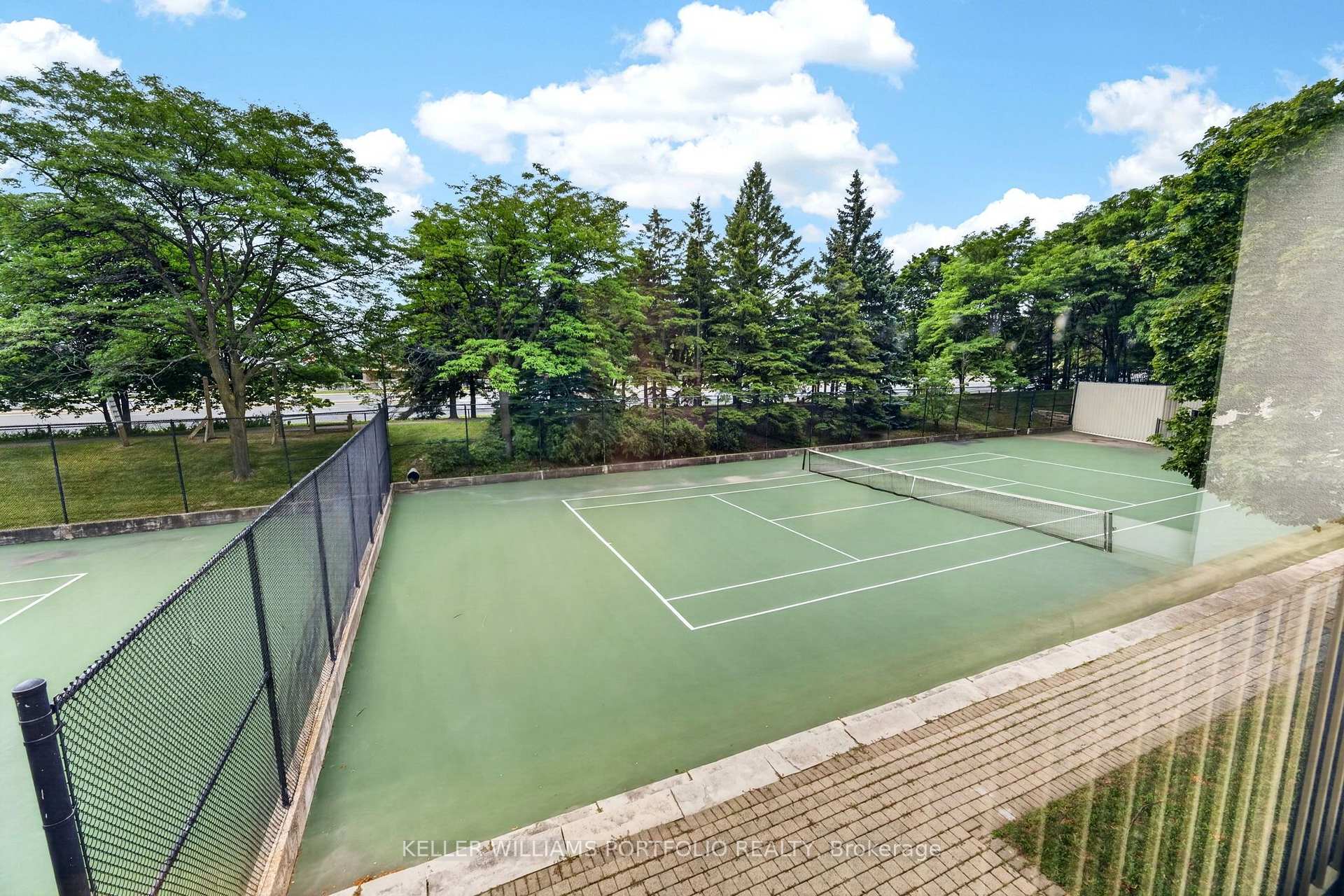Photo 37 of Unit 1008, 24 Hanover Road, Brampton, Queen Street Corridor — HOMEH