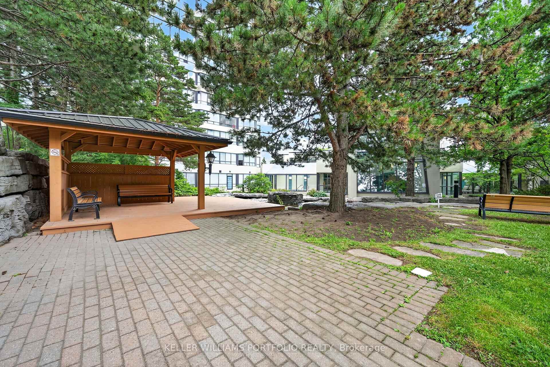 Photo 46 of Unit 1008, 24 Hanover Road, Brampton, Queen Street Corridor — HOMEH