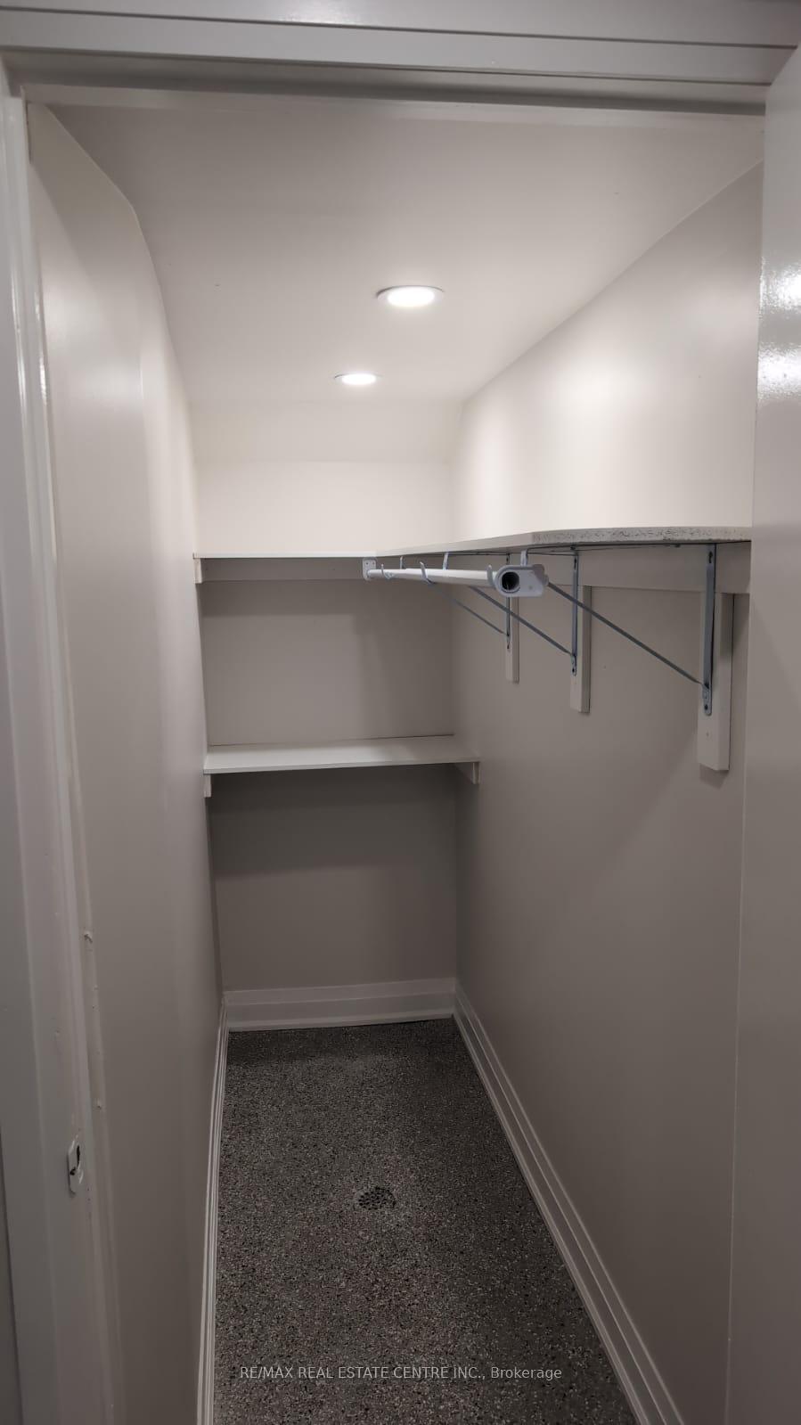 Photo 16 of Unit Basement, 866 Mcnair Circle, Milton, Beaty — HOMEH