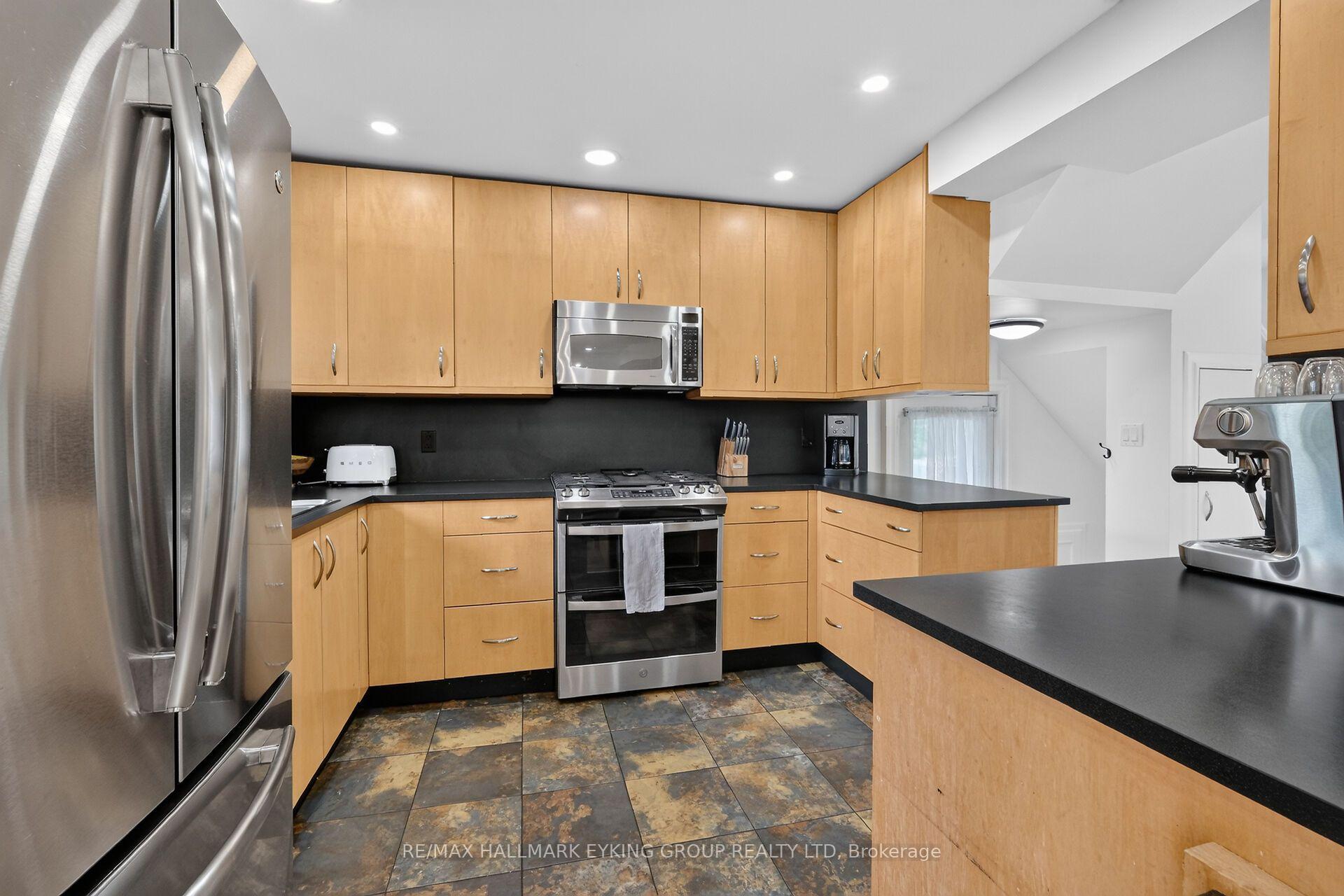 Photo 17 of 20 Belgrave Road, Ottawa, Ottawa East — HOMEH