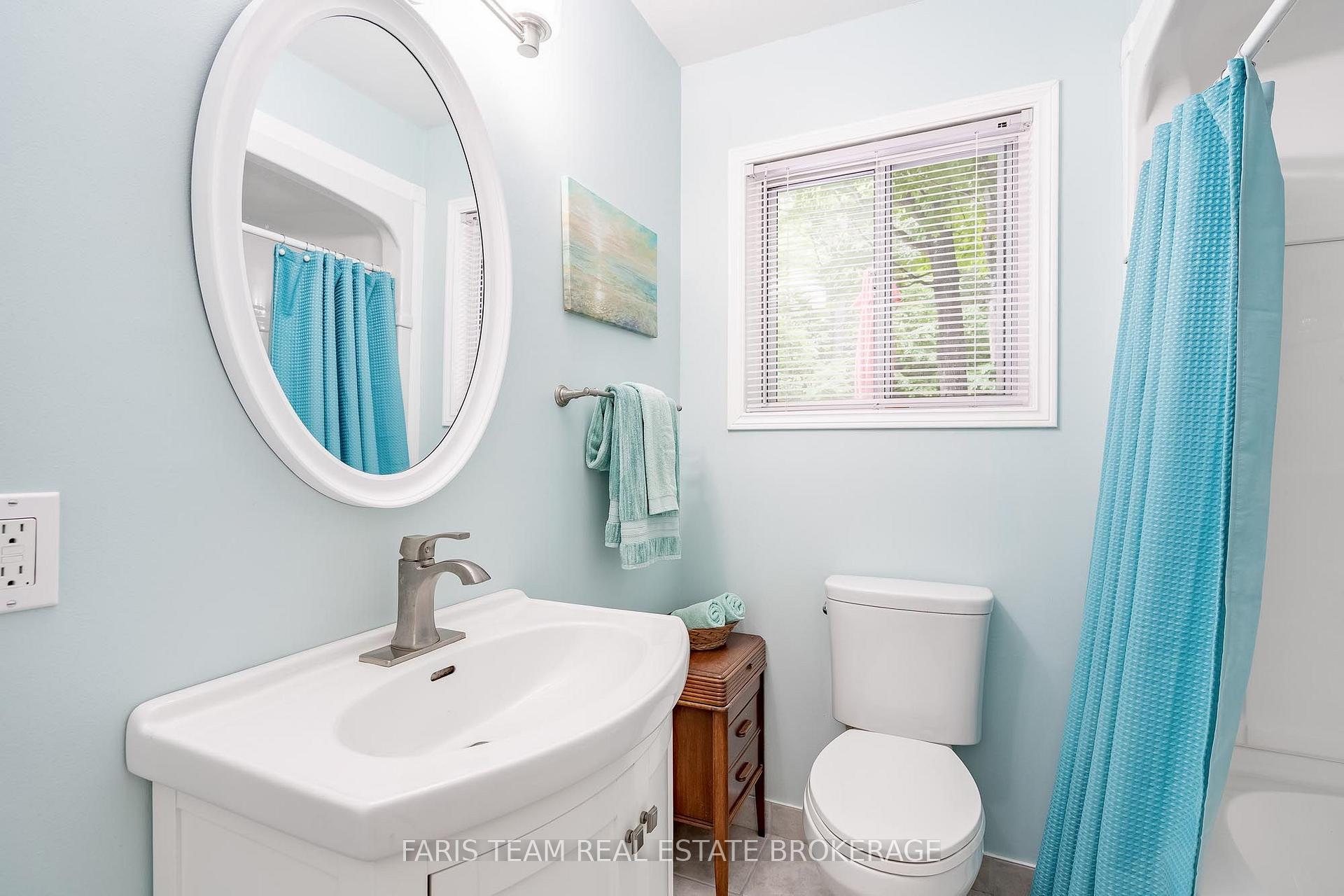 Photo 18 of 33 Oneida Crescent, Tiny, Rural Tiny — HOMEH