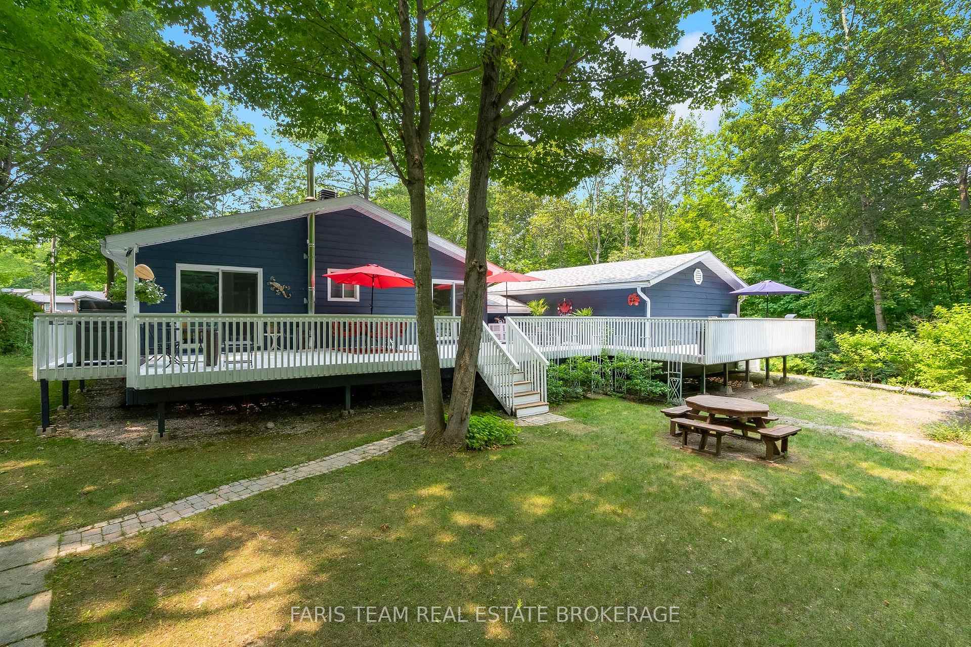 Photo 33 of 33 Oneida Crescent, Tiny, Rural Tiny — HOMEH