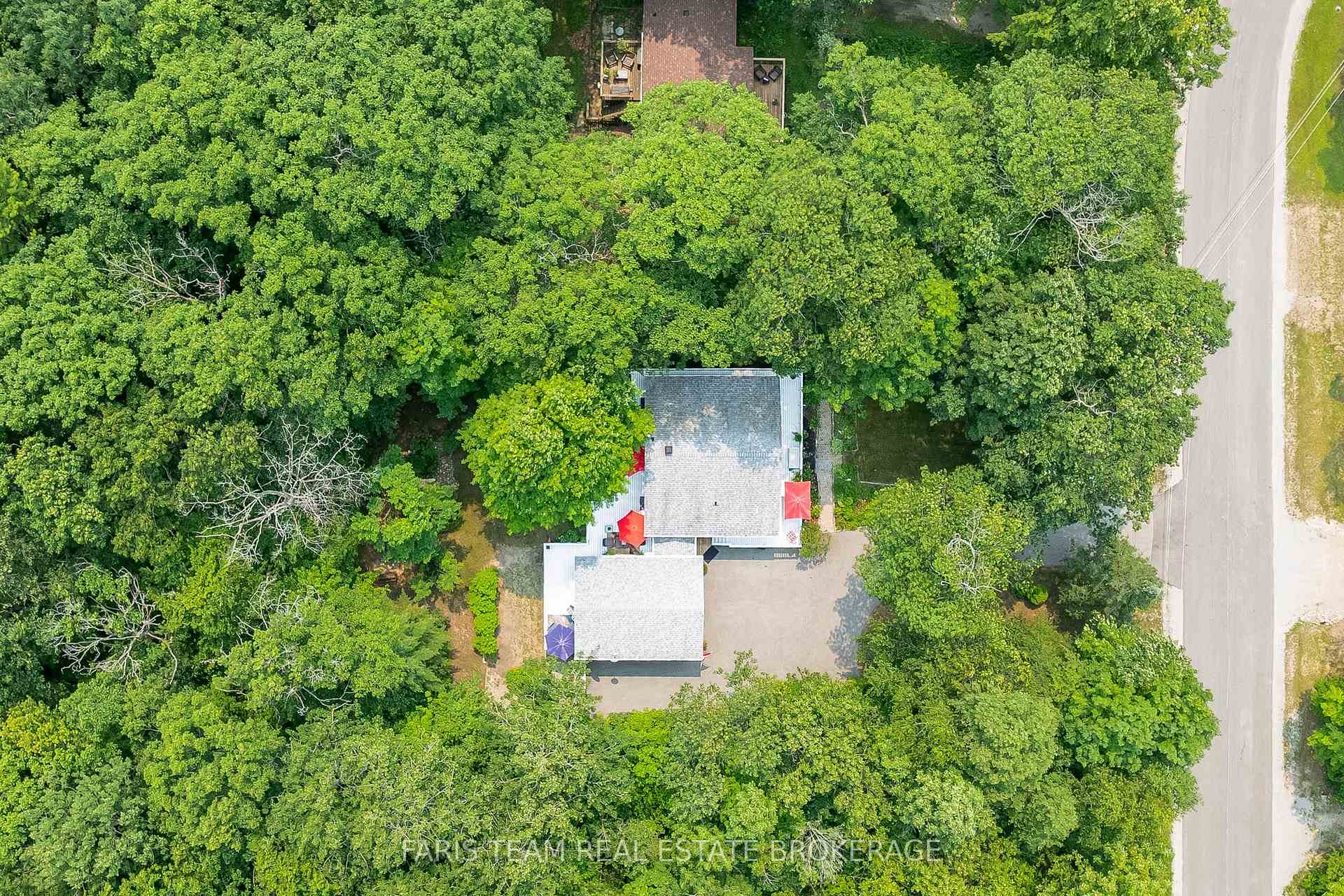 Photo 37 of 33 Oneida Crescent, Tiny, Rural Tiny — HOMEH