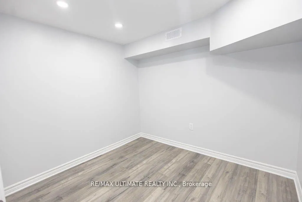 Photo 21 of Unit BSMT, 404 Dovedale Drive, Whitby, Downtown Whitby — HOMEH