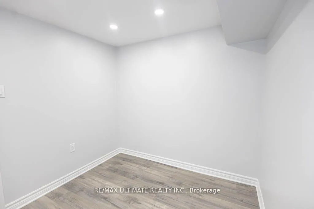 Photo 23 of Unit BSMT, 404 Dovedale Drive, Whitby, Downtown Whitby — HOMEH