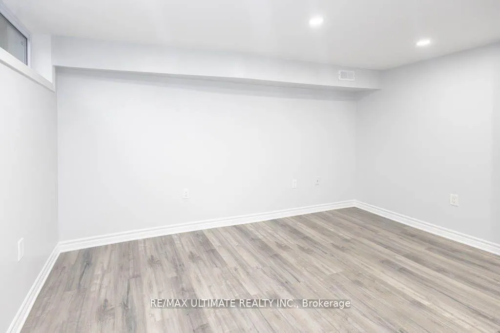 Photo 26 of Unit BSMT, 404 Dovedale Drive, Whitby, Downtown Whitby — HOMEH