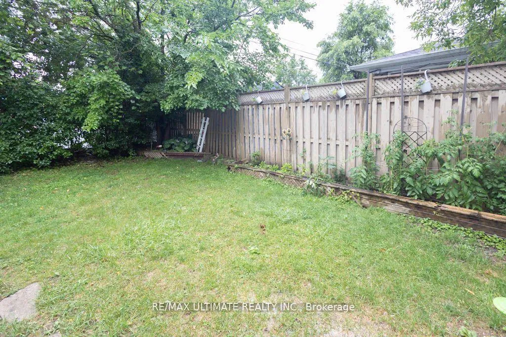 Photo 34 of Unit BSMT, 404 Dovedale Drive, Whitby, Downtown Whitby — HOMEH