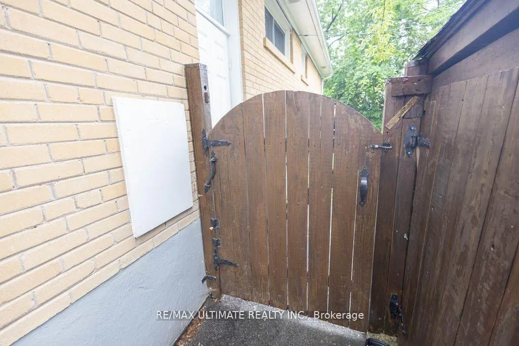 Photo 38 of Unit BSMT, 404 Dovedale Drive, Whitby, Downtown Whitby — HOMEH