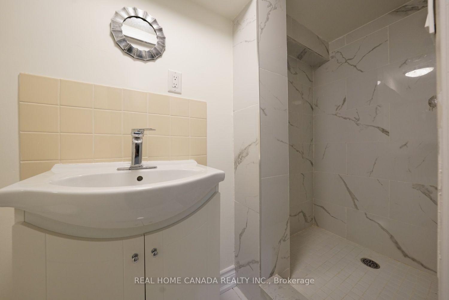 Photo 31 of 5262 Kitchener Street, Niagara Falls, Clifton Hill — HOMEH