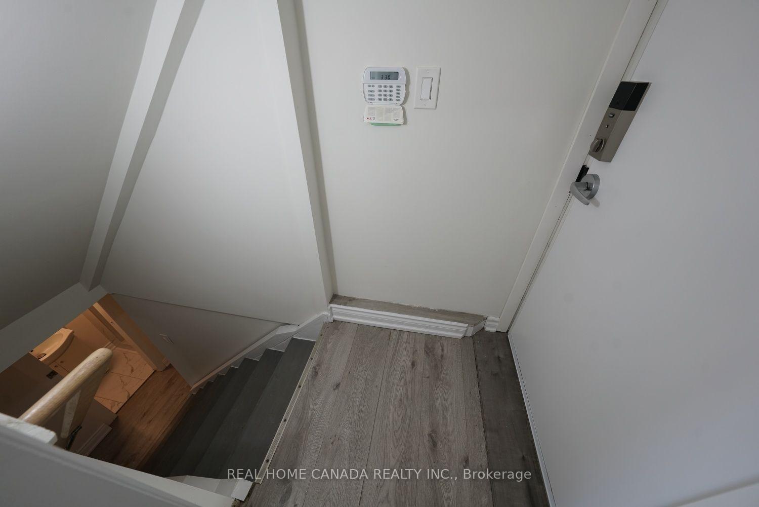 Photo 34 of 5262 Kitchener Street, Niagara Falls, Clifton Hill — HOMEH