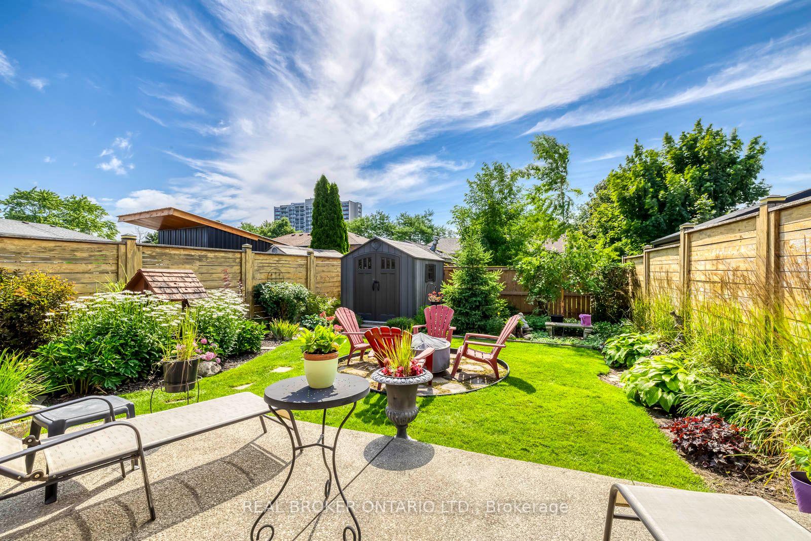 Photo 31 of 2408 Padstow Crescent, Mississauga, Clarkson — HOMEH