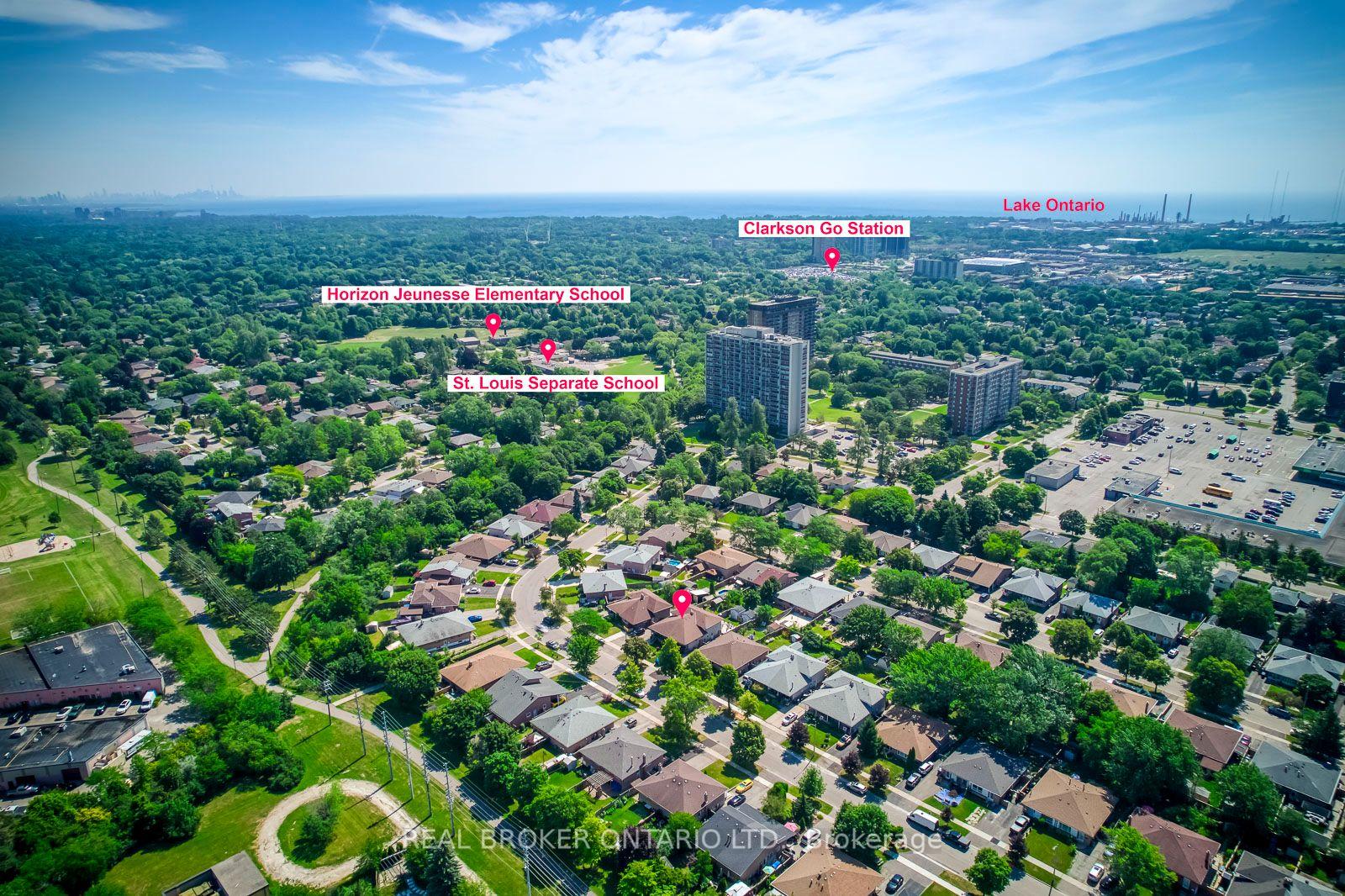 Photo 42 of 2408 Padstow Crescent, Mississauga, Clarkson — HOMEH