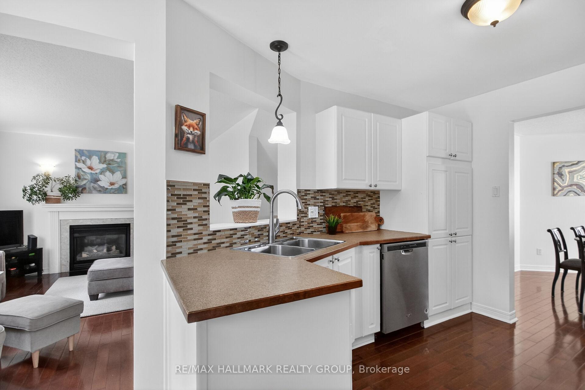 Photo 18 of 48 Avonmore Crescent, Ottawa, Barrhaven East — HOMEH