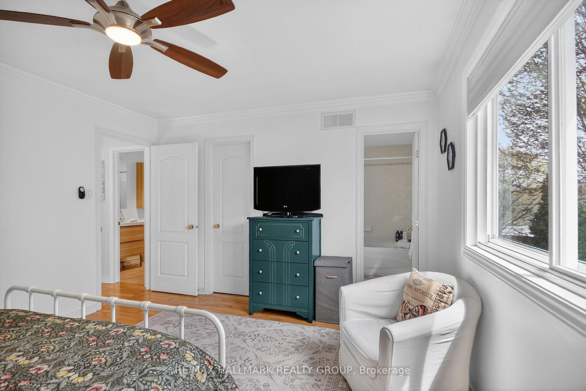 Photo 23 of 48 Avonmore Crescent, Ottawa, Barrhaven East — HOMEH