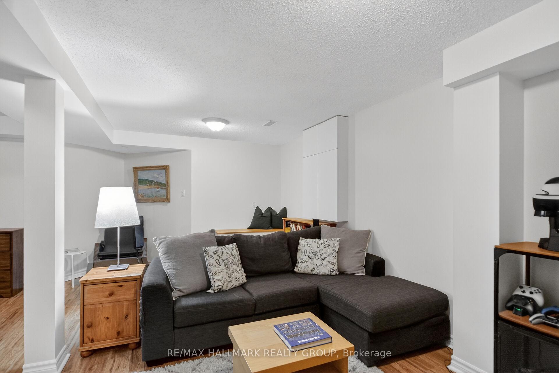 Photo 37 of 48 Avonmore Crescent, Ottawa, Barrhaven East — HOMEH