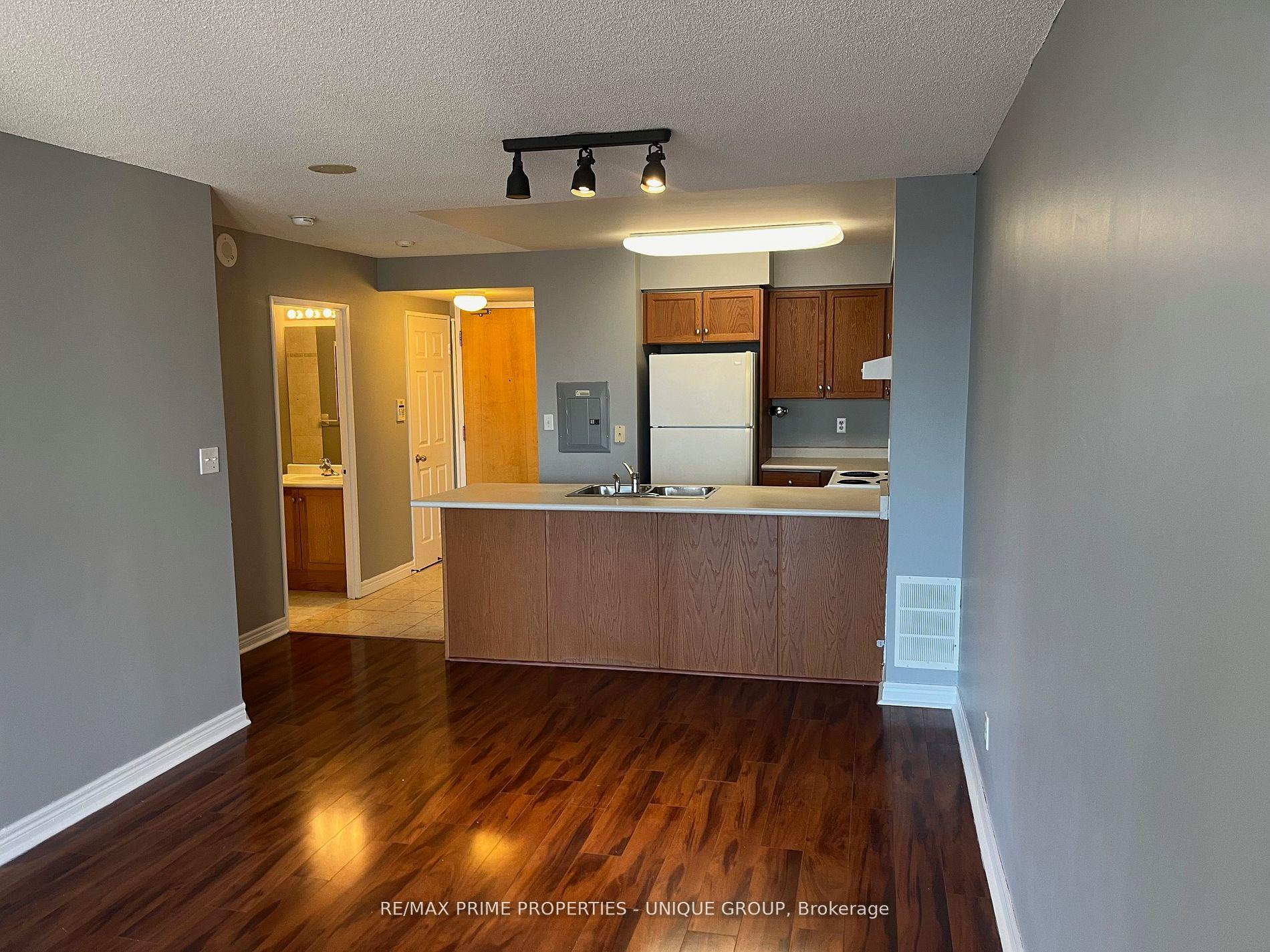 Photo 5 of Unit 1506, 43 Eglinton Avenue E, Toronto, Mount Pleasant West — HOMEH