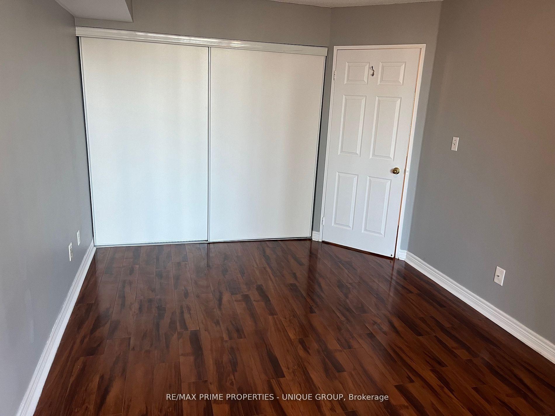 Photo 9 of Unit 1506, 43 Eglinton Avenue E, Toronto, Mount Pleasant West — HOMEH