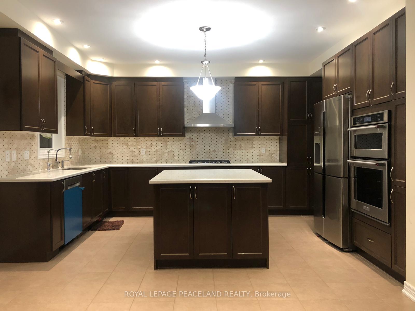 Photo 9 of 11 Mowder Drive, Aurora, Rural Aurora — HOMEH