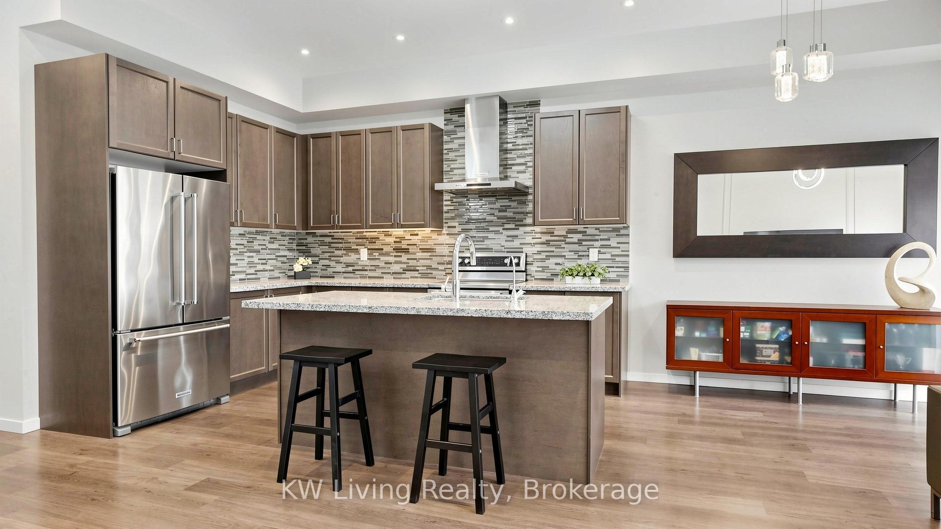 Photo 6 of 389 Elyse Court, Aurora, Bayview Northeast — HOMEH
