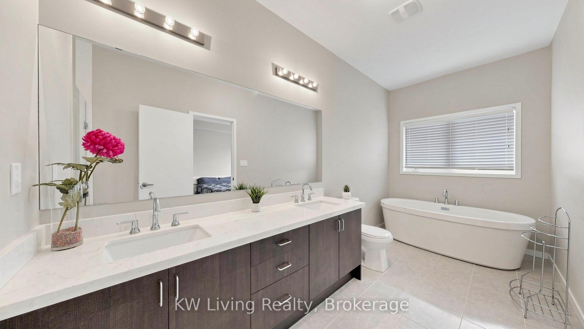 Photo 19 of 389 Elyse Court, Aurora, Bayview Northeast — HOMEH
