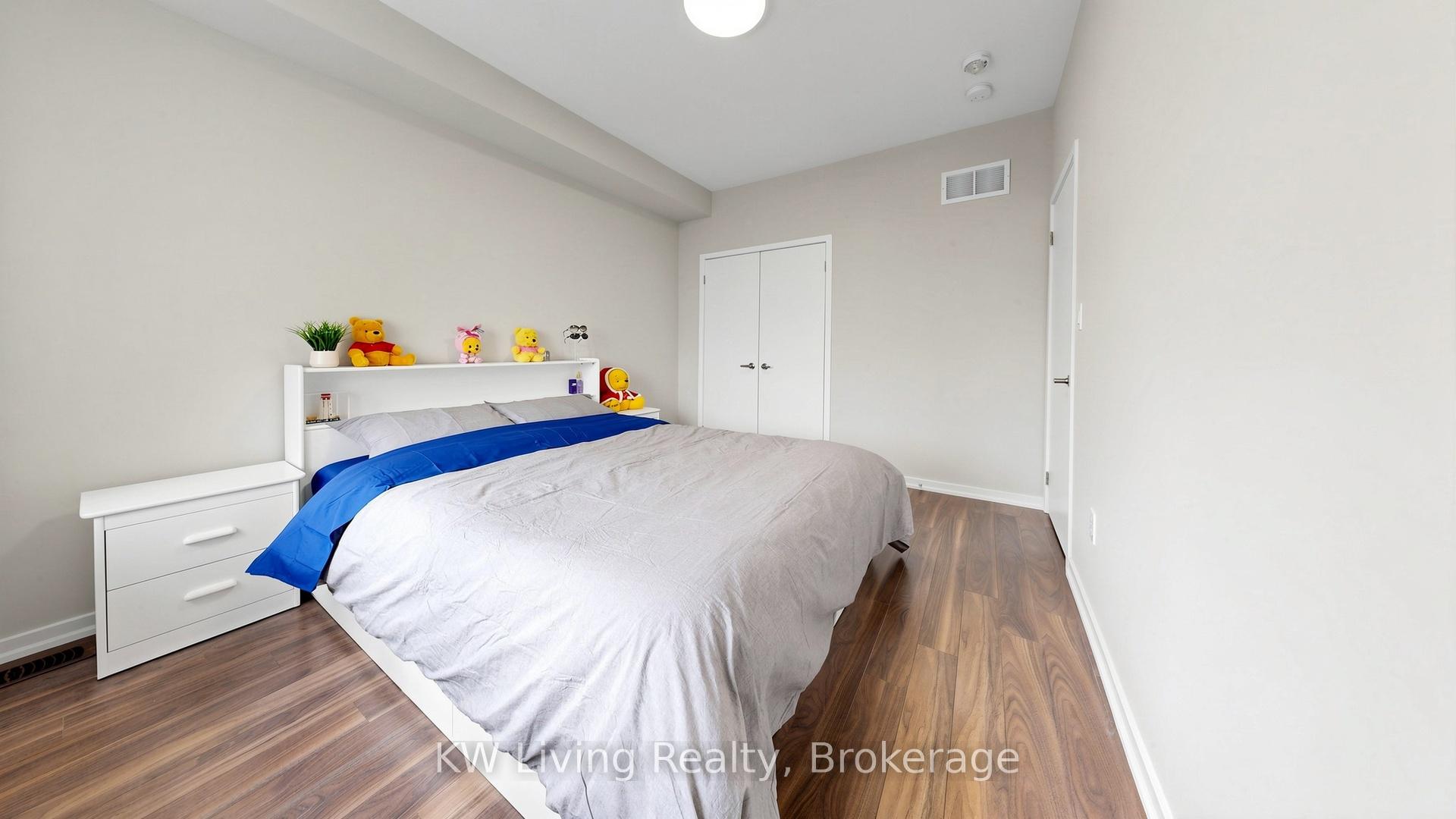 Photo 25 of 389 Elyse Court, Aurora, Bayview Northeast — HOMEH