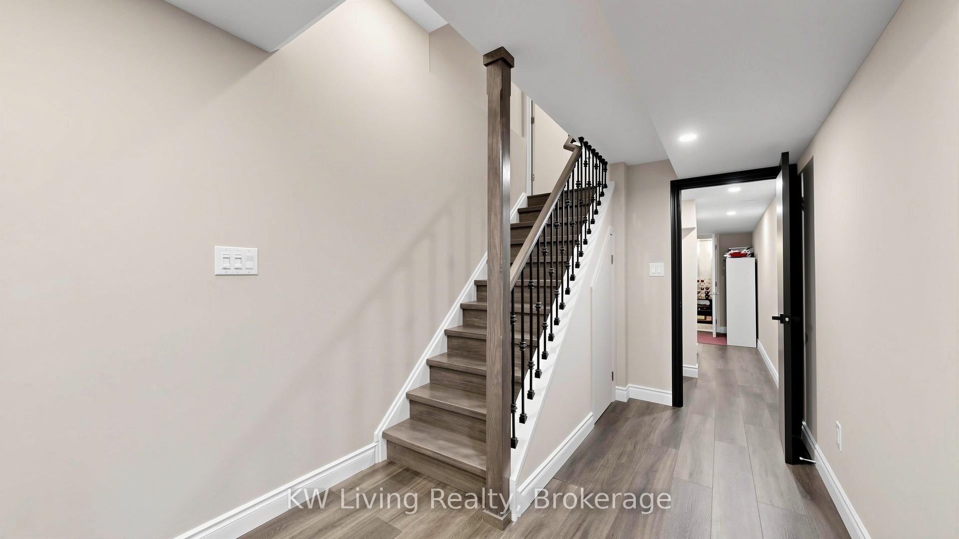 Photo 27 of 389 Elyse Court, Aurora, Bayview Northeast — HOMEH