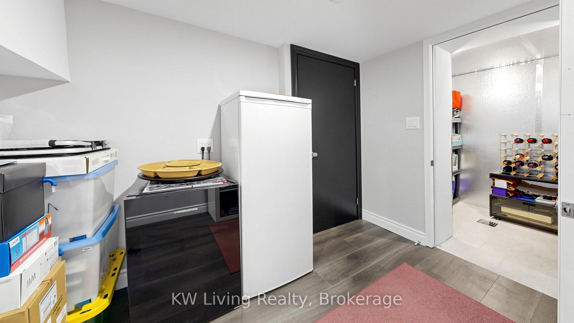 Photo 32 of 389 Elyse Court, Aurora, Bayview Northeast — HOMEH
